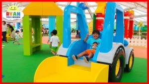 Legoland Playground for kids and Fun Amusement Rides!!!!