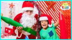Ryan Learn Colors with Giant Crayons in the Christmas Box Fort Maze with Santa Claus!
