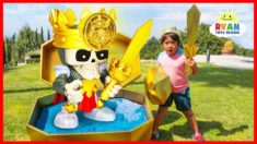 Ryan and Daddy Hunt for King’s Gold with the Treasure X Treasure Tomb!