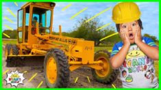 Ryan learns about Construction Vehicle Road Grader from Builder John!!!