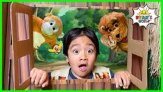Ryan explores Box Fort Jungle Maze and hunt for treasures!!!!