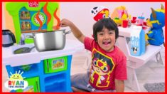 Ryan Pretend Play Kitchen Food Toys with Mighty Pups Paw Patrol!