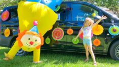 Nastya decorates a car for traveling