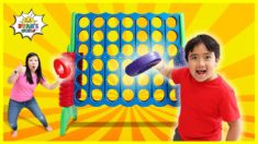Ryan and mommy Pretend Play with Giant Connect 4 toy!!!
